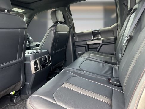 Used 2022 Ford F250 Platinum w/ FX4 Off-Road Package image 12