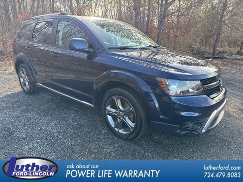 Used 2017 Dodge Journey Crossroad w/ Popular Equipment Group image 1