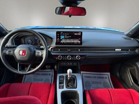 Used 2025 Honda Civic Type R image 2