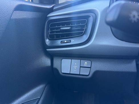 Used 2018 Kia Rio S image 26