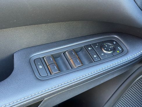 Certified 2025 Lexus RX 450h AWD w/ Convenience Package image 13