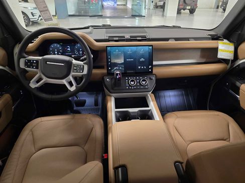 New 2026 Land Rover Defender 110 X-Dynamic SE image 20