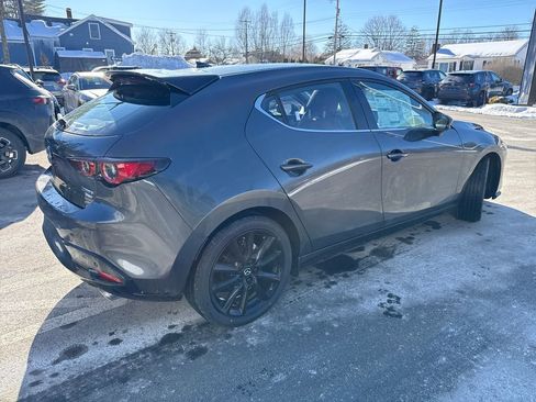 New 2026 MAZDA MAZDA3 Hatchback w/Premium Plus Pkg image 6