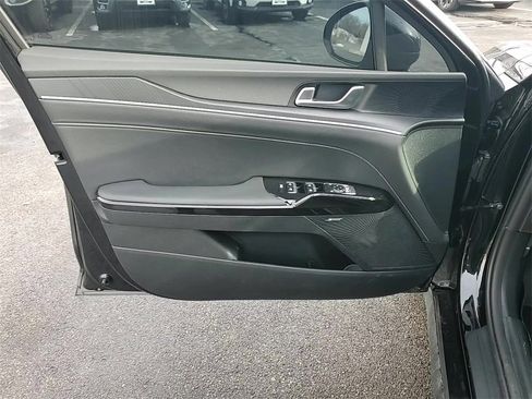 Used 2025 Kia K5 GT-Line w/ GT-Line Premium Package image 10