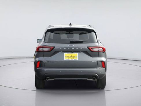 Certified 2023 Ford Escape ST-Line w/ Tech Pack #1 AWD/4WD image 7