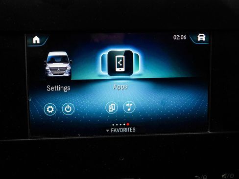 Used 2022 Mercedes-Benz Sprinter 2500 image 23