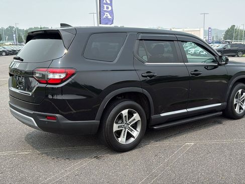 Used 2024 Honda Pilot EX-L image 5