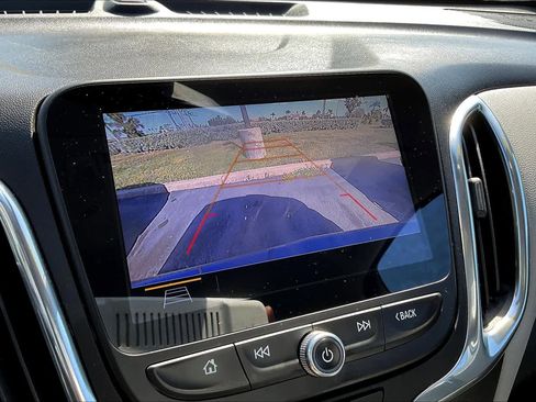 Used 2020 Chevrolet Equinox LT image 41