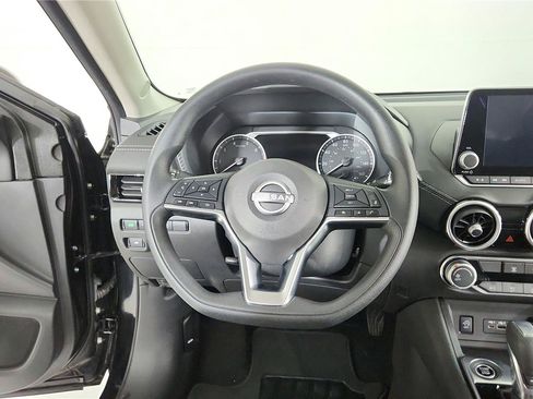 Used 2024 Nissan Sentra SV FWD image 12