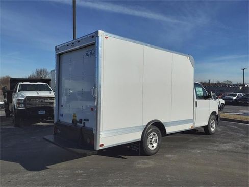 New 2024 Chevrolet Express 3500 w/ Power Convenience Package image 5