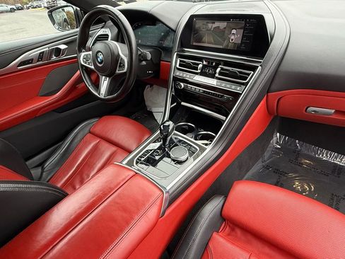 Used 2022 BMW M850i xDrive Coupe image 28