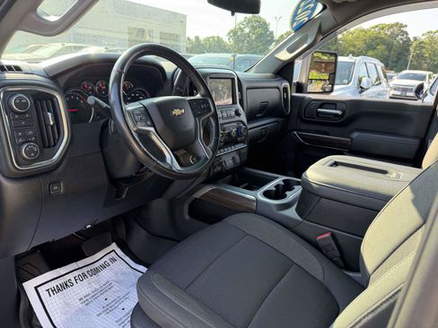 Certified 2022 Chevrolet Silverado 3500 LT w/ Convenience Package AWD/4WD image 11
