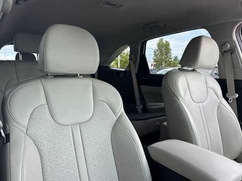 Certified 2023 Kia Sorento EX AWD/4WD image 17