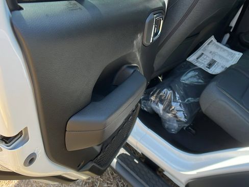 New 2025 Jeep Wrangler Sport S image 18