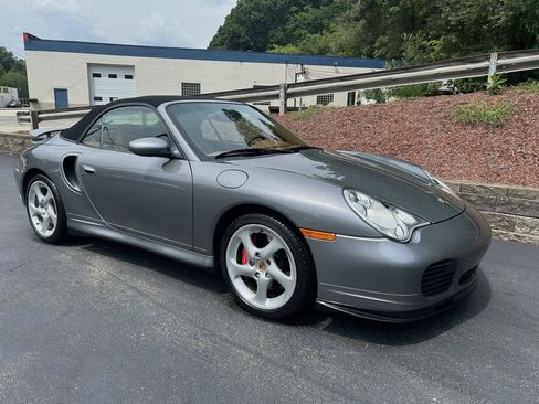 Used 2004 Porsche 911 Turbo AWD/4WD image 15