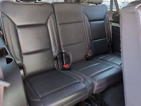 Certified 2024 GMC Yukon XL SLT RWD image 26