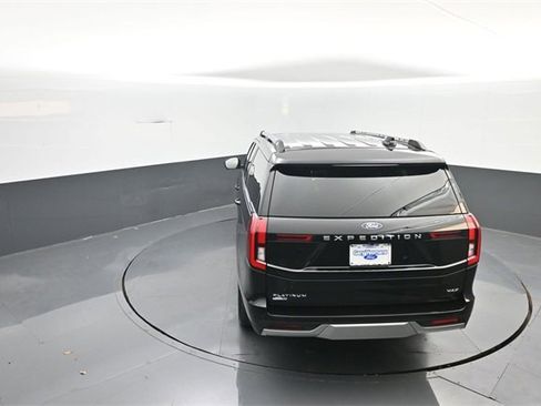 New 2025 Ford Expedition Max Platinum w/ Platinum Ultimate Package image 19