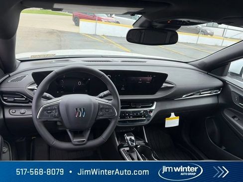 New 2026 Buick Envista Avenir FWD image 13