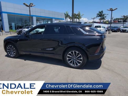 Used 2024 Cadillac Lyriq Sport w/ LPO, Floor Liner Package RWD image 6