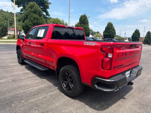 Used 2020 Chevrolet Silverado 1500 LT Trail Boss w/ Convenience Package AWD/4WD image 3