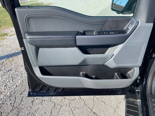 Used 2025 Ford F150 XLT w/ Equipment Group 302A MID AWD/4WD image 17