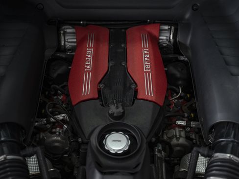 Used 2018 Ferrari 488 GTB RWD image 45