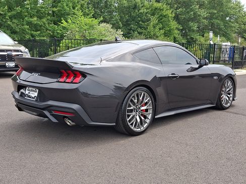 Used 2024 Ford Mustang GT Premium RWD image 7