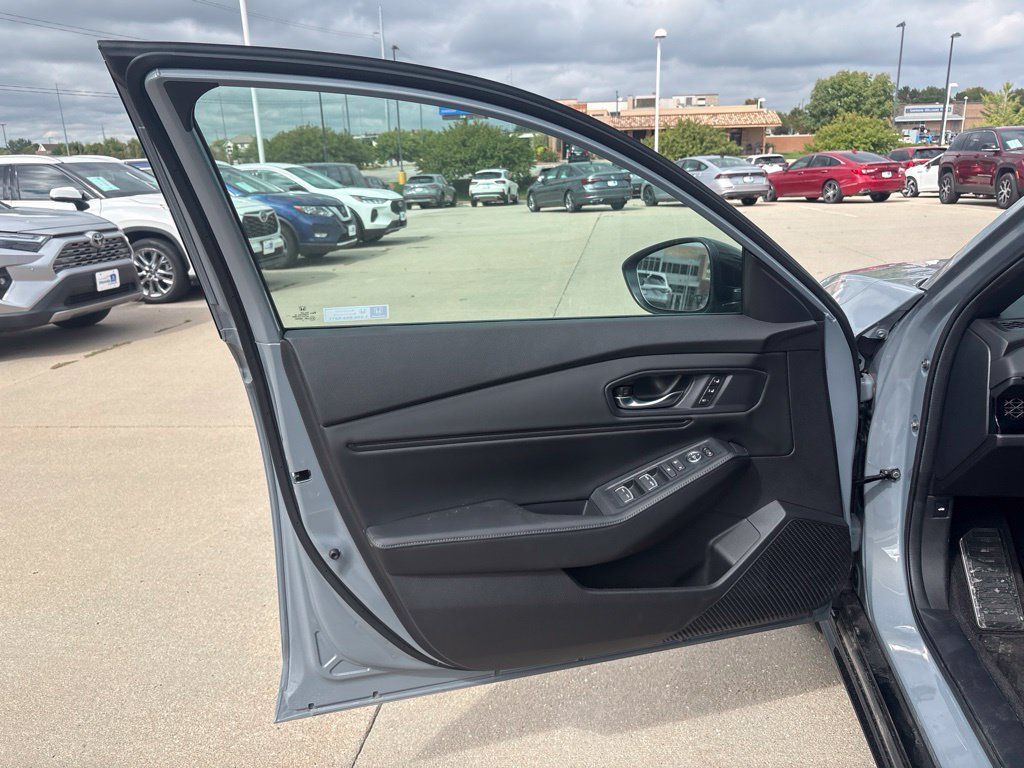 Certified 2026 Honda Accord Sport image 9