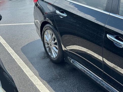 Used 2015 Hyundai Sonata Limited FWD image 12