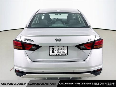 Used 2021 Nissan Altima 2.5 SV image 6