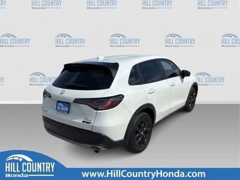 Certified 2024 Honda HR-V Sport image 6