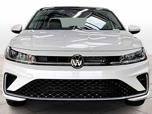 New 2026 Volkswagen Jetta SE image 5