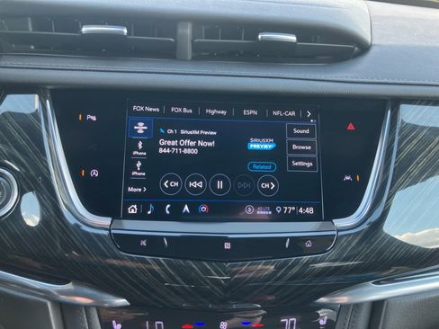 Used 2020 Cadillac XT6 Premium Luxury FWD image 21