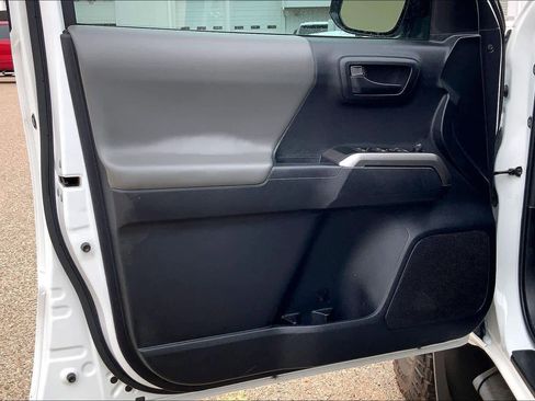 Used 2023 Toyota Tacoma SR5 RWD image 22