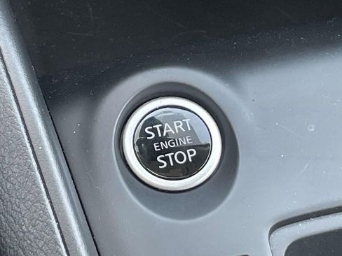 Used 2025 Nissan Kicks Play S image 29