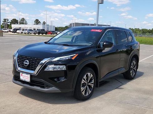 Certified 2023 Nissan Rogue SV AWD/4WD image 3
