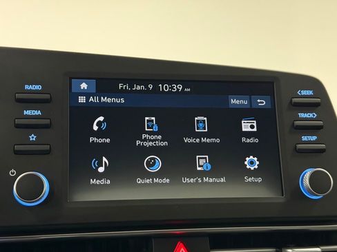 Certified 2026 Hyundai Elantra Sport image 18