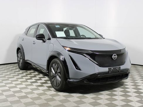 Used 2024 Nissan Ariya FWD image 27