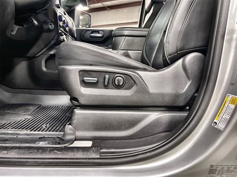 Used 2022 Chevrolet Silverado 2500 High Country image 13