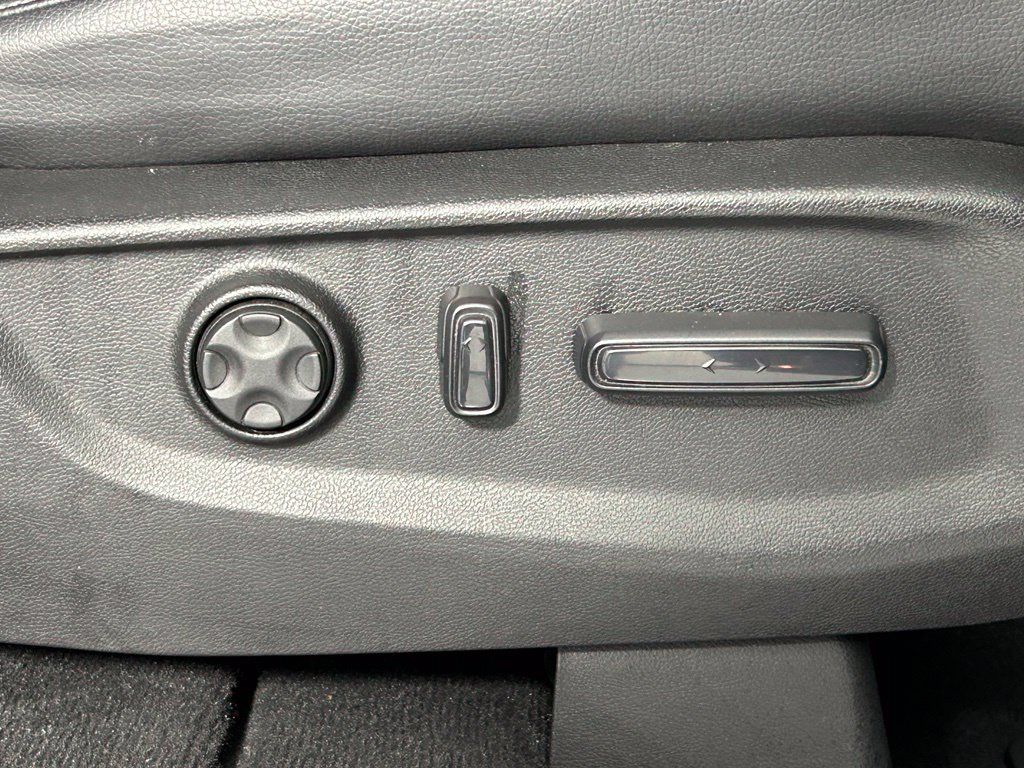 Used 2024 Honda Odyssey EX-L image 11