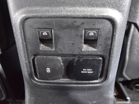 Used 2023 Ford Bronco Everglades image 52