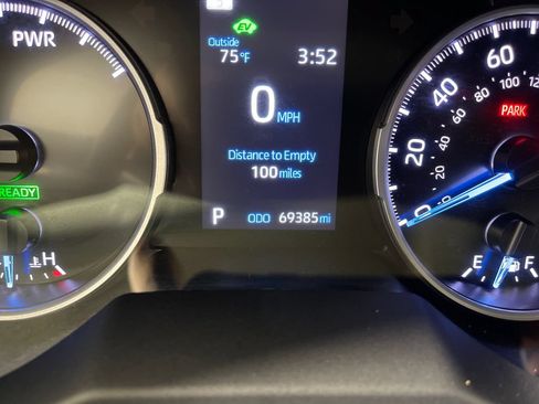 Certified 2022 Toyota RAV4 LE AWD/4WD image 19