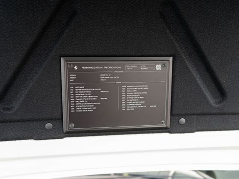 Used 2019 Ferrari Portofino RWD image 33