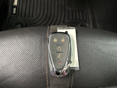 Used 2020 Chevrolet Blazer Premier w/ Driver Confidence II Package image 40