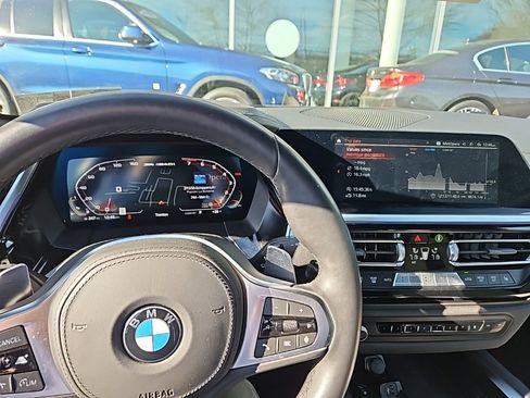 Used 2023 BMW Z4 M40i w/ Premium Package image 4