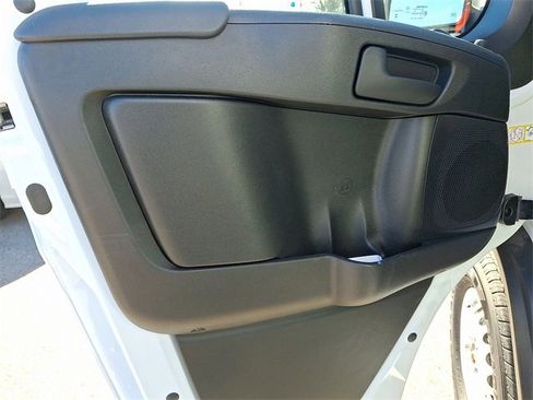Used 2024 RAM ProMaster 2500 w/ Safety Group image 8