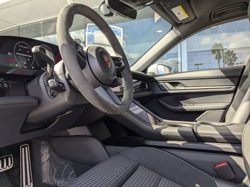 New 2025 Porsche Taycan 4S image 6