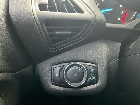 Used 2013 Ford Escape SE image 22