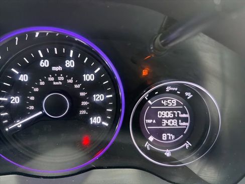 Used 2019 Honda HR-V Sport image 14