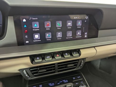 Used 2025 Porsche 911 Carrera image 14